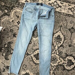 Hollister low rise, super skinny jeans